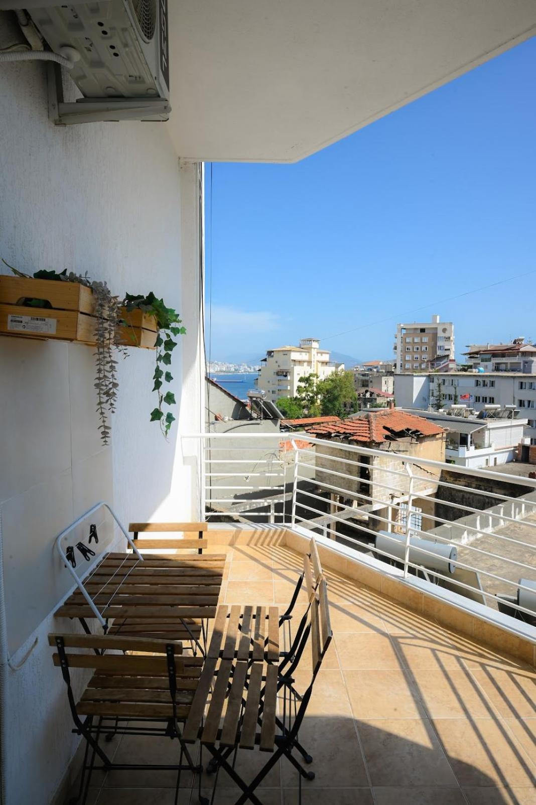 Oyster Saranda